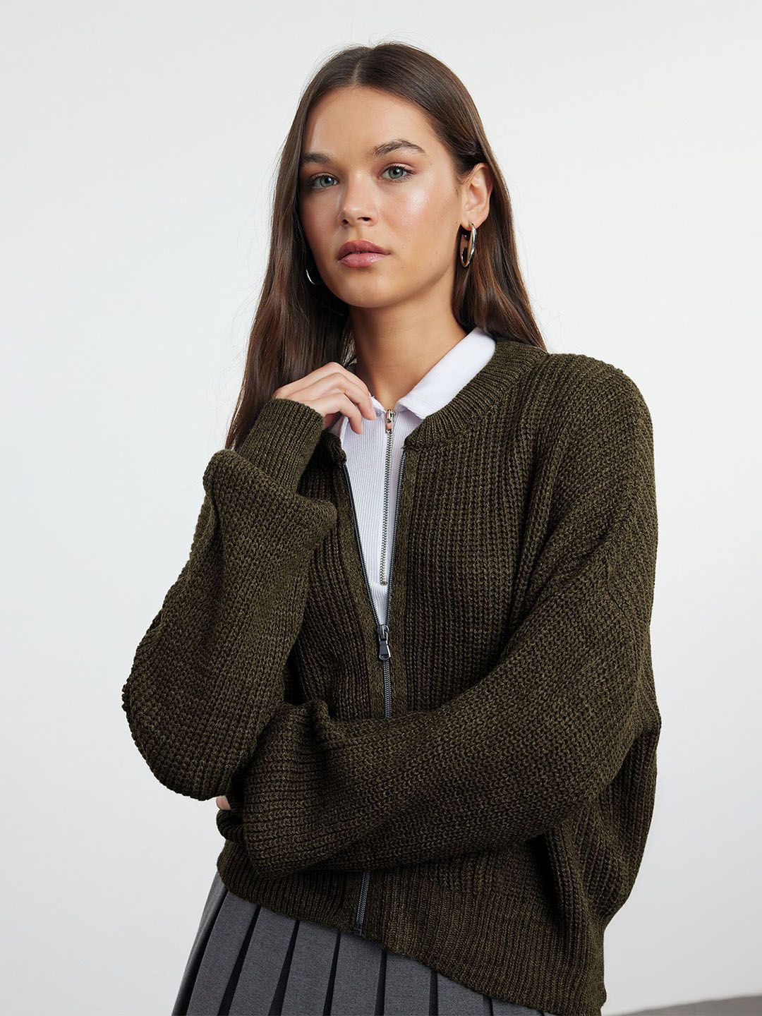 Trendyol Round Neck Cardigan Sweaters