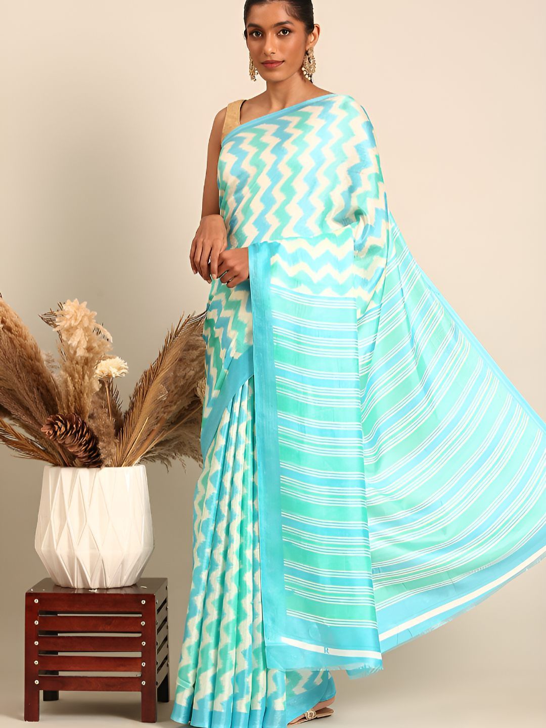 Woven Design Tussar Saree With Blouse Piece 6