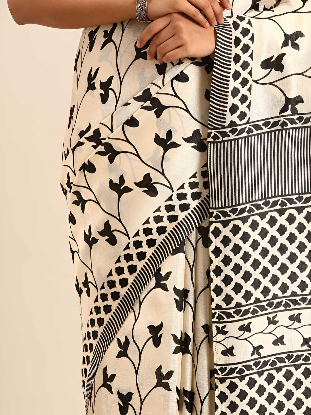 Floral Printed Tussar Saree 5