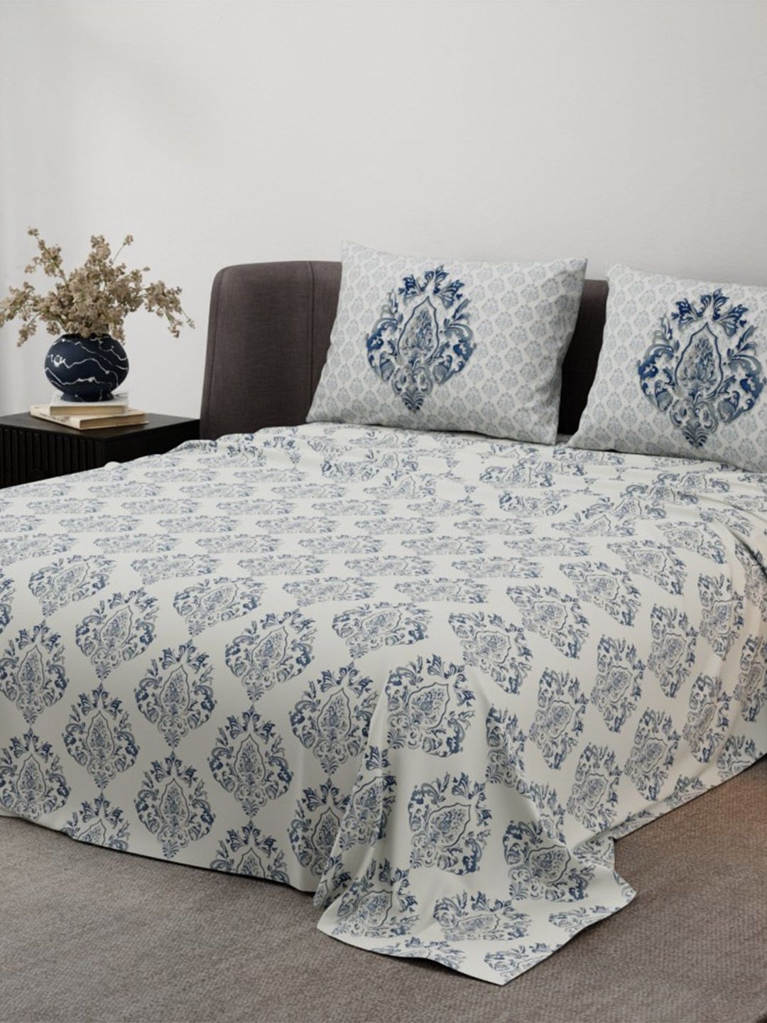Buy Synergized Cotton Blue & White Ethnic Cotton 220 TC Super King Bedsheet Set 2.74mx2.74m -  - Home for Unisex
