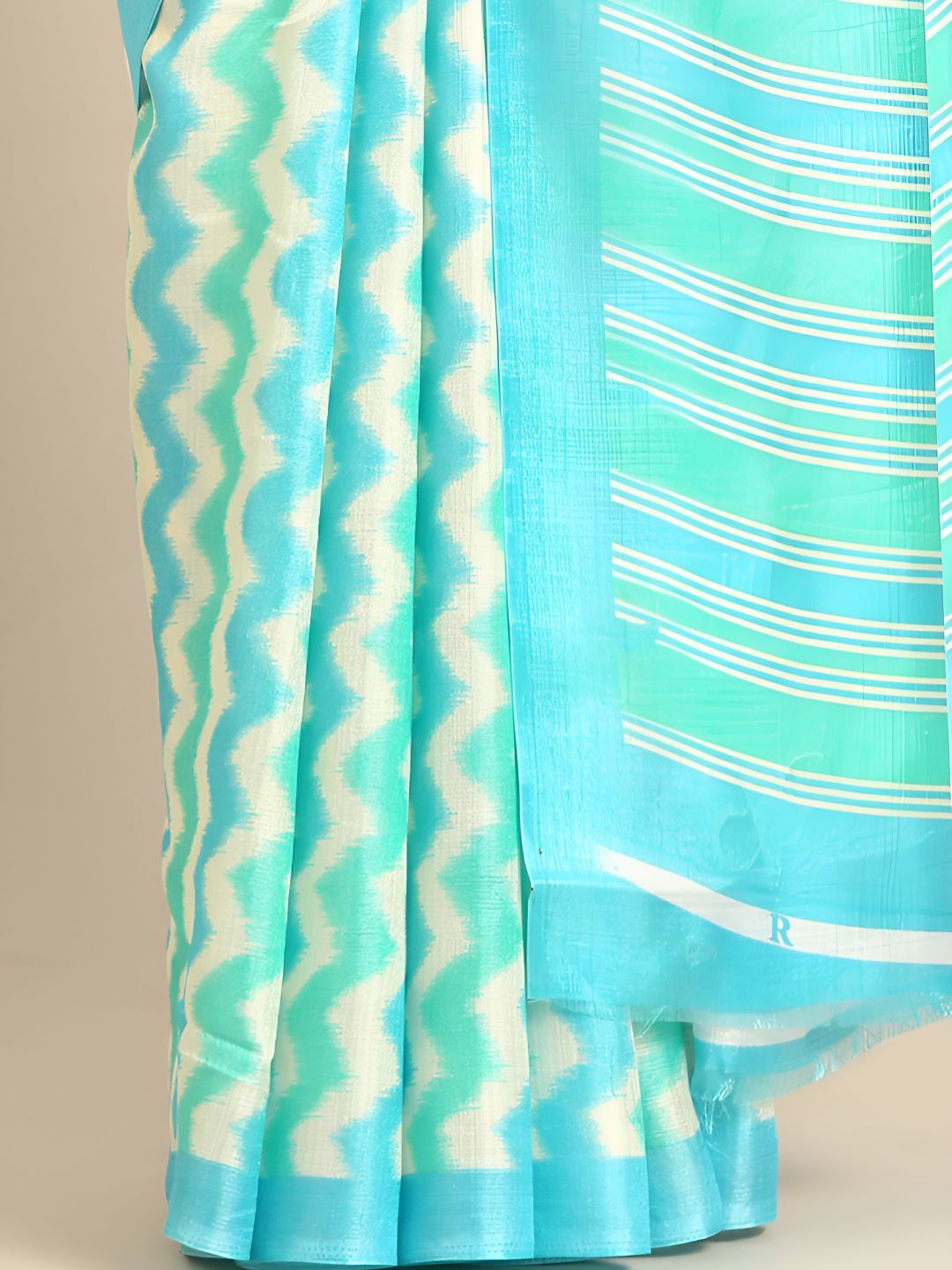 Woven Design Tussar Saree With Blouse Piece 4