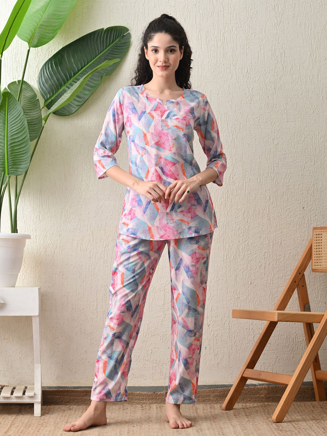 Ichaa Women Abstract Printed Top & Pyjamas Night suit