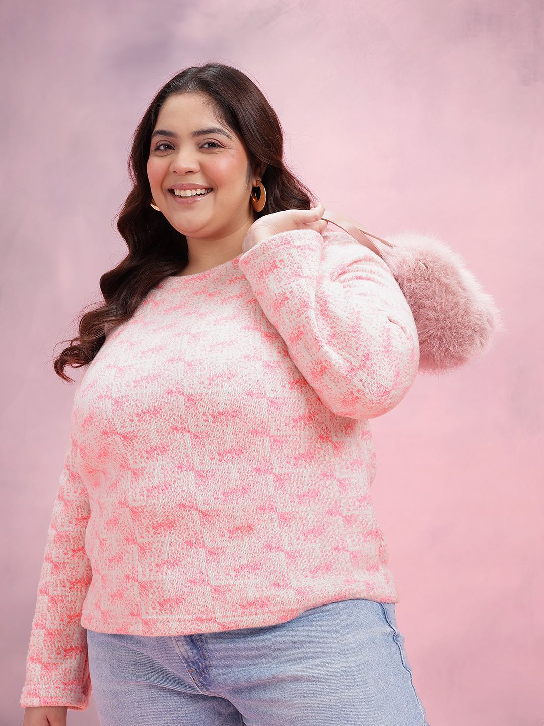 DressBerry Curve Abstract Self Design Pullover with Fuzzy Detail