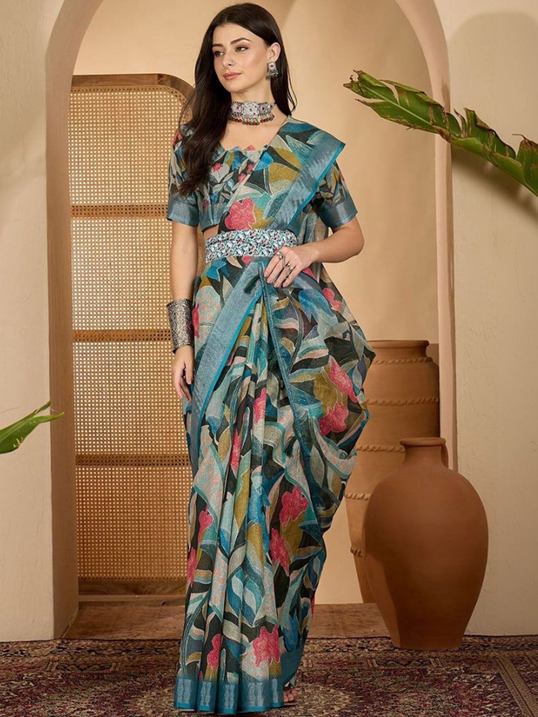 RITABEN HARESHBHAI BHALIYA Linen Blend Saree