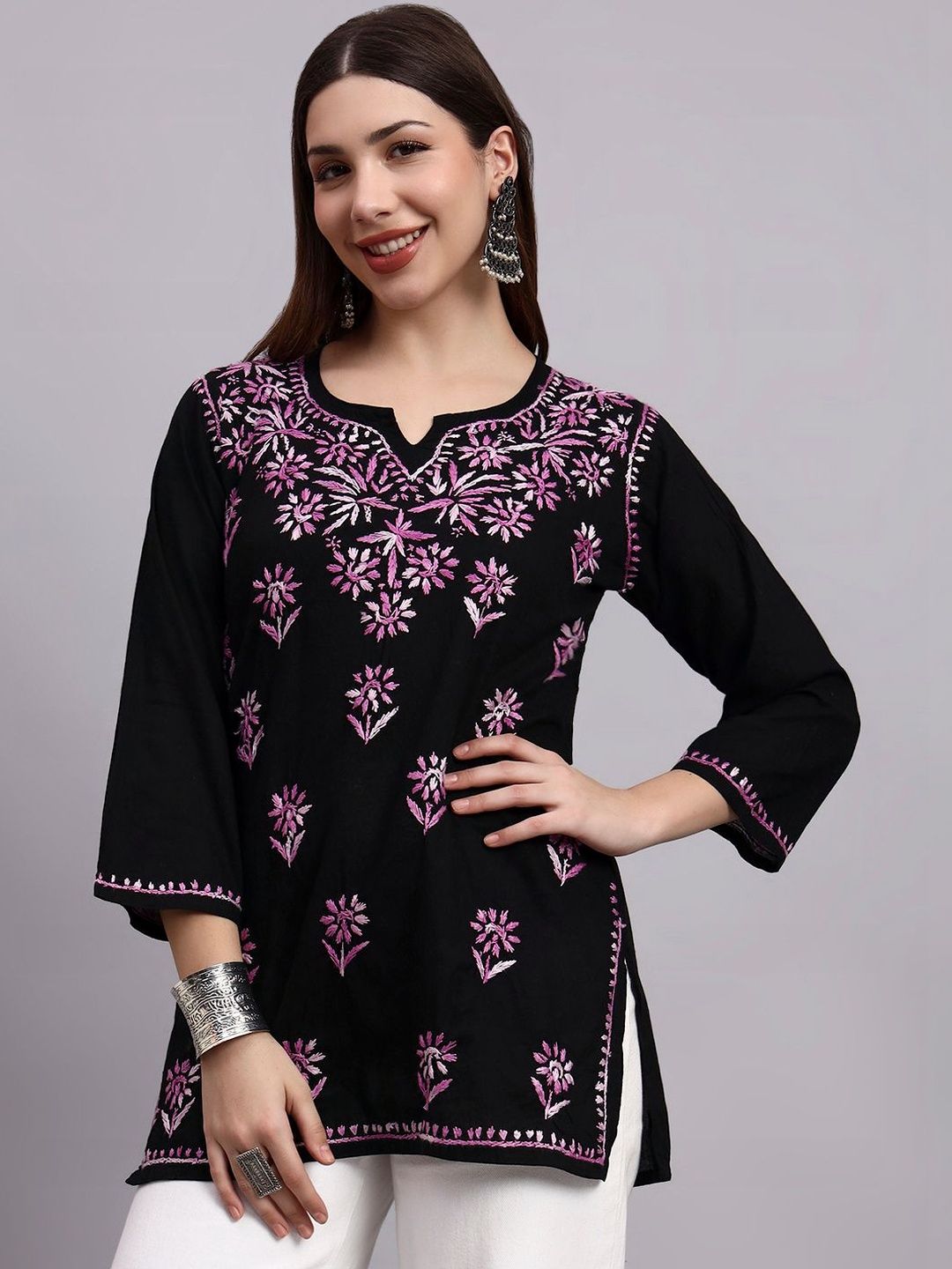 Syrish Embroidered Chikankari Handloom Chikankari Kurti
