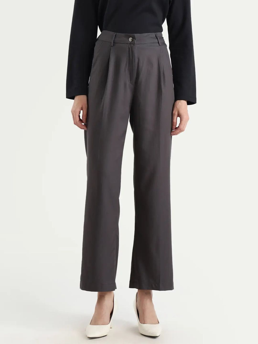 RAREISM Women Grey Wide Leg Fit Plain Trouser