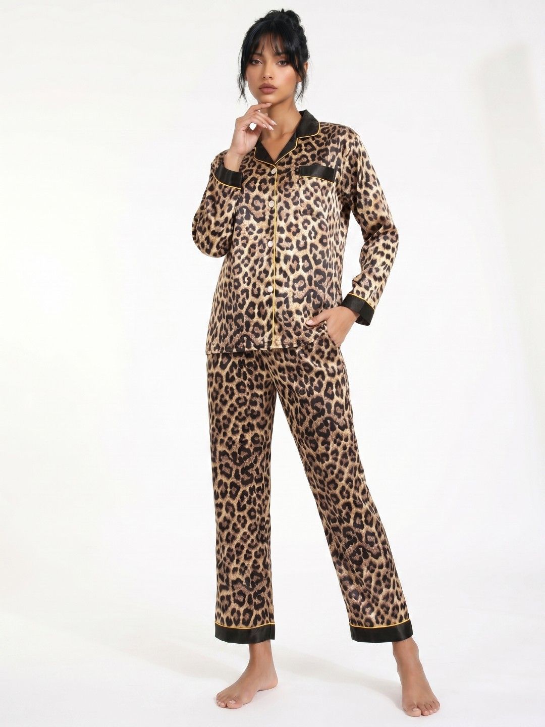 Printed Lapel Collar Night Suit 2