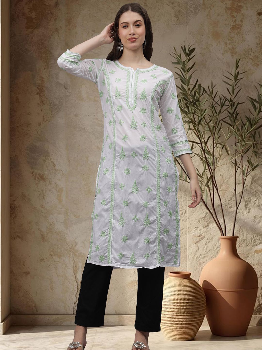 Seva Chikan Ethnic Motifs Embroidered Chikankari Straight Kurta