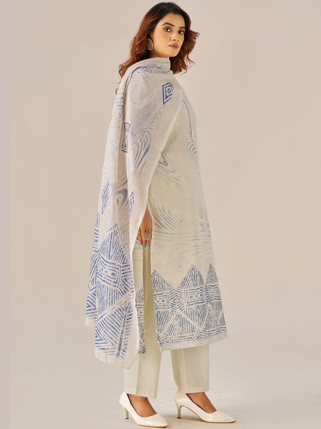 IOLY Women Regular Linen Kurti with Palazzos & With Dupatta