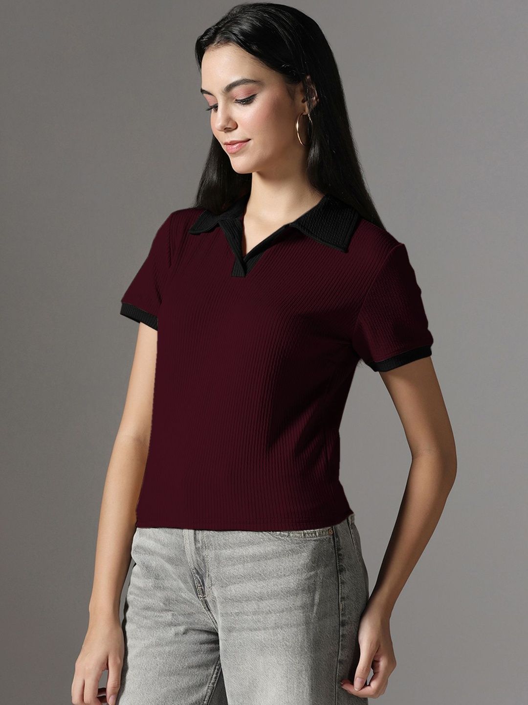 Short Sleeve Maroon Collar Top 3