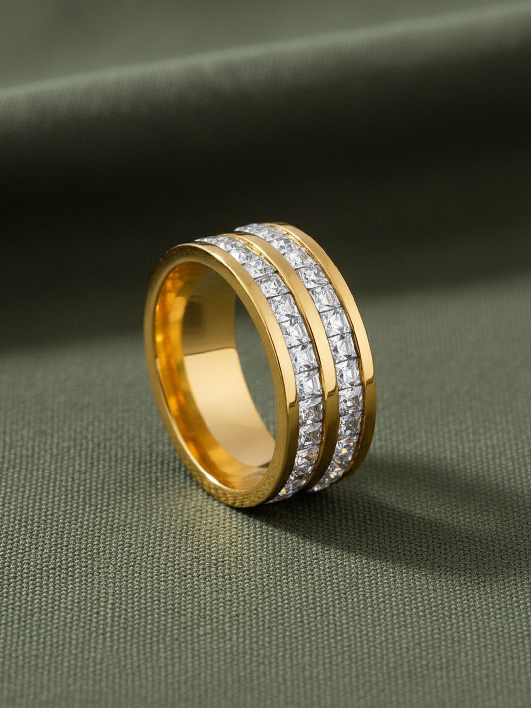 ELRA 18k Gold Plated Dual Band Stainless Steel Waterproof & Anti-Tarnish Ring
