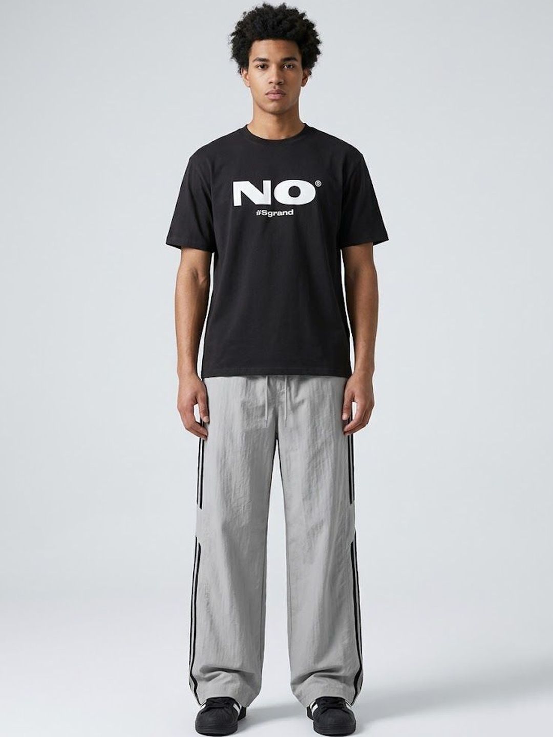Suo Men Striped Easy Wash Regular Fit Trousers