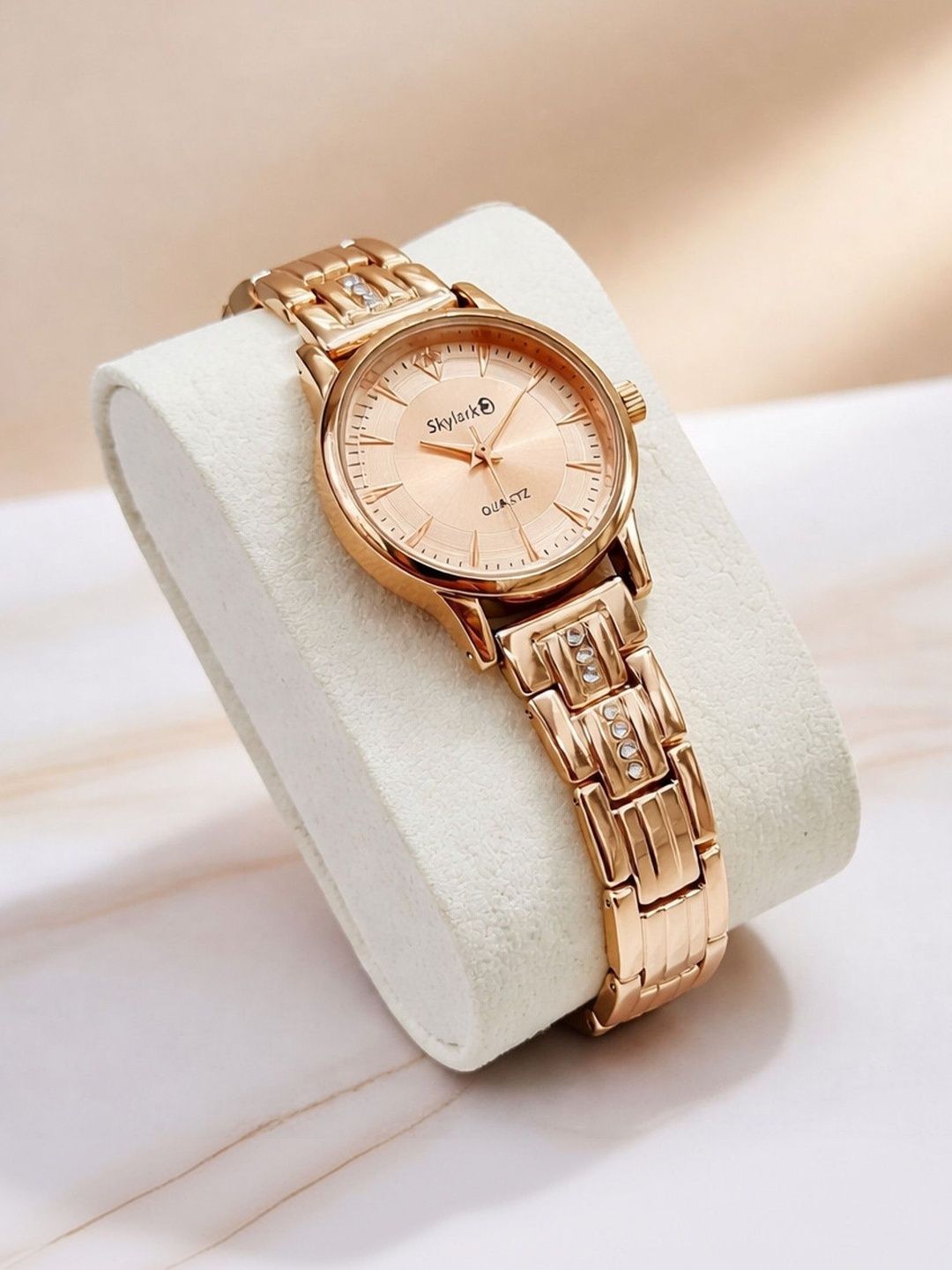 Skylark Women Dial & Bracelet Style Straps Analogue Watch Revo_rosegold_girls_745