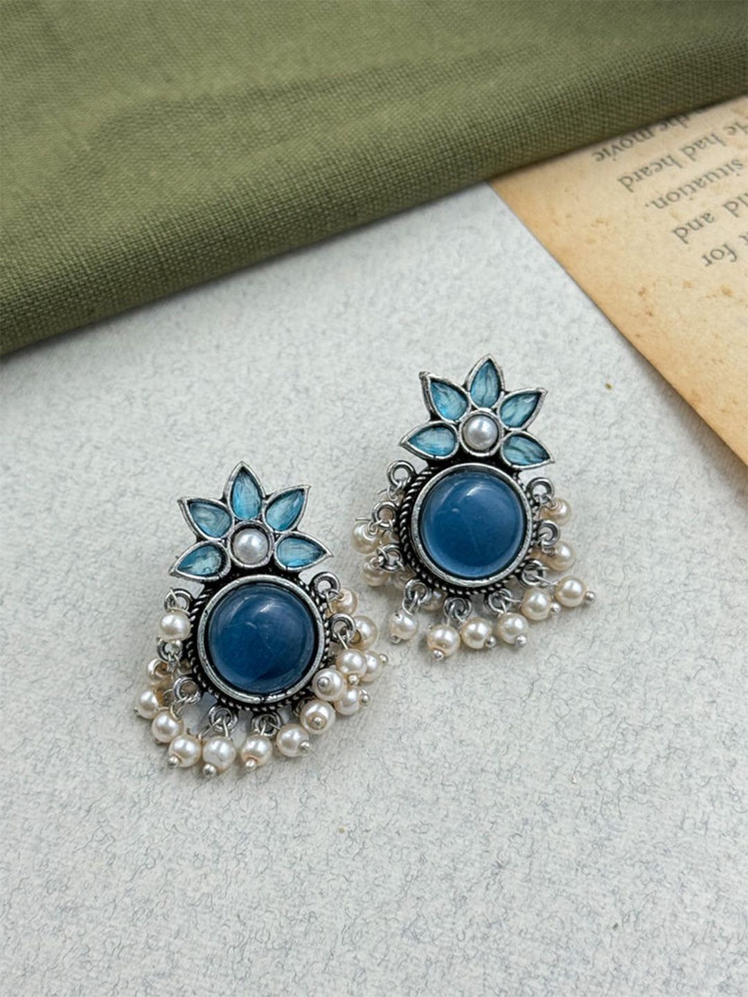 NAMAN ARTS Silver-Plated Artificial Stones Studded Circular Studs