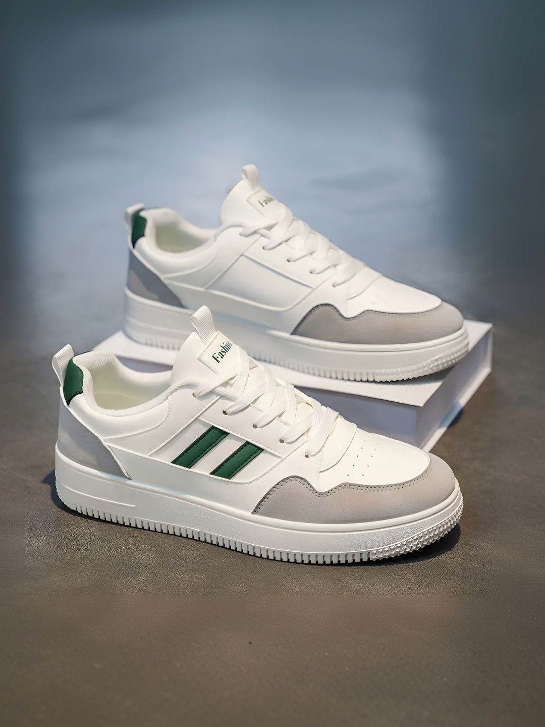 Pocy shoes Men Colourblocked Sneakers