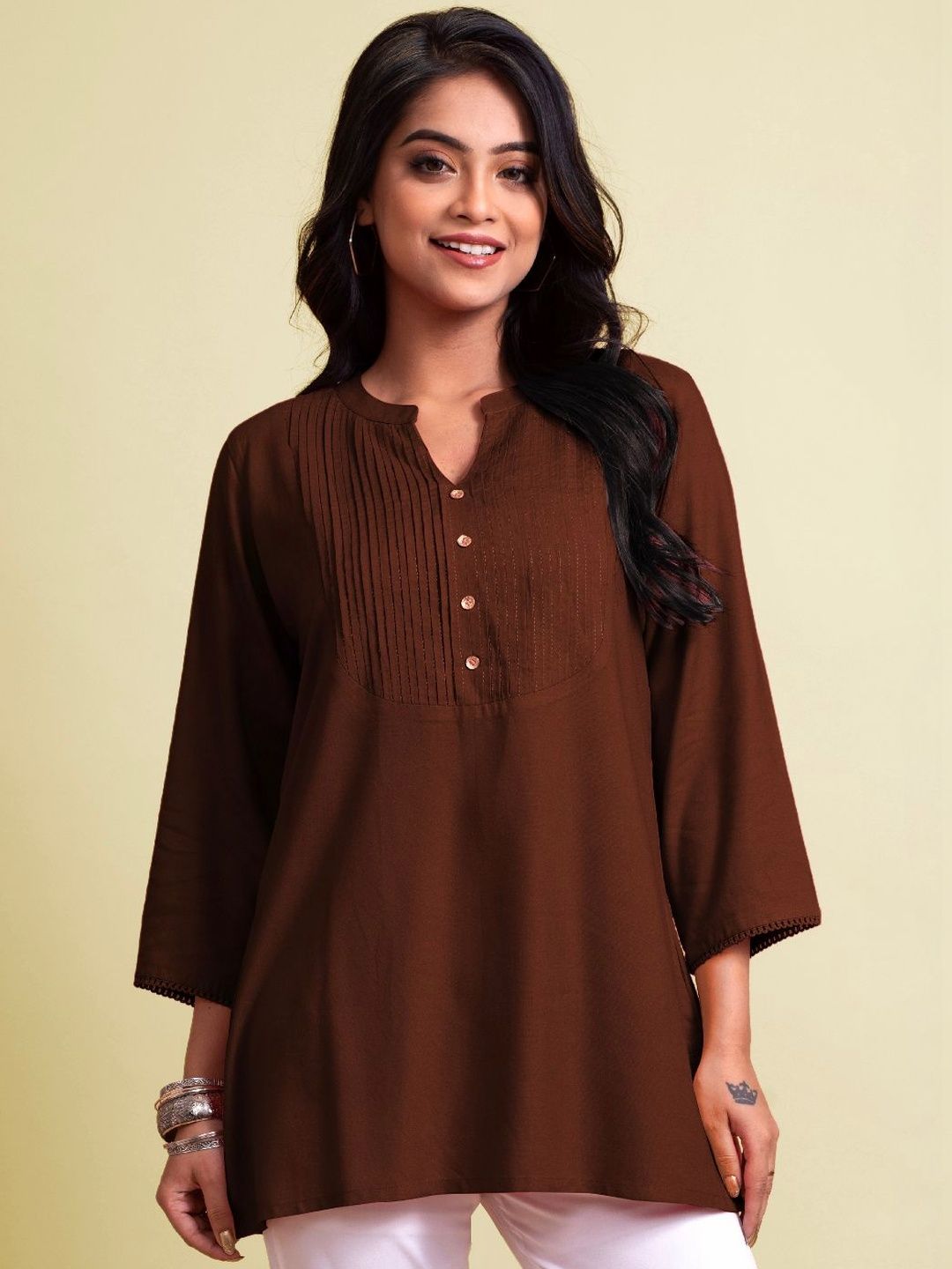 LYRA Women Solid Rayon Pleated Pintuck Tunic