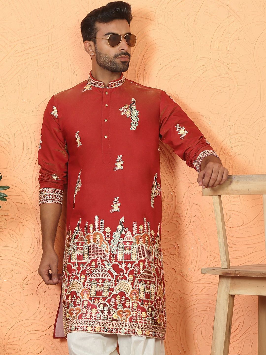 KRAFT INDIA LUXE Men Embroidered Thread Work Grandeur & Majestic Artwork Kurta