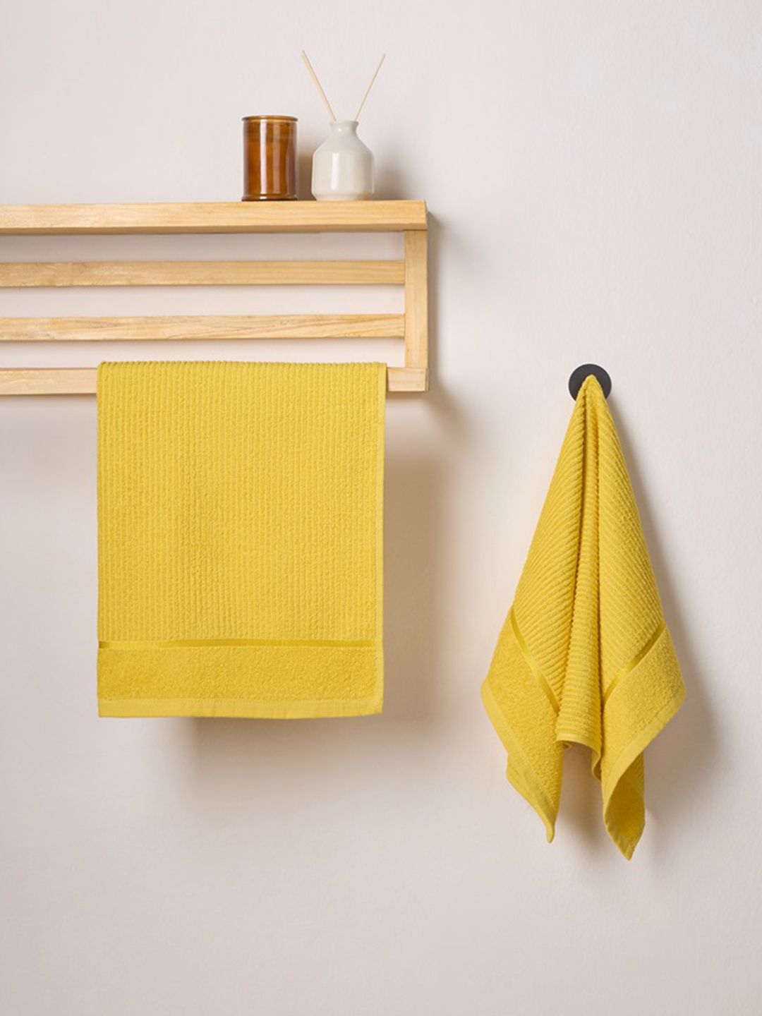 Himeya Amber Yellow 2 Pieces 300 GSM GSM Cotton Hand Towel