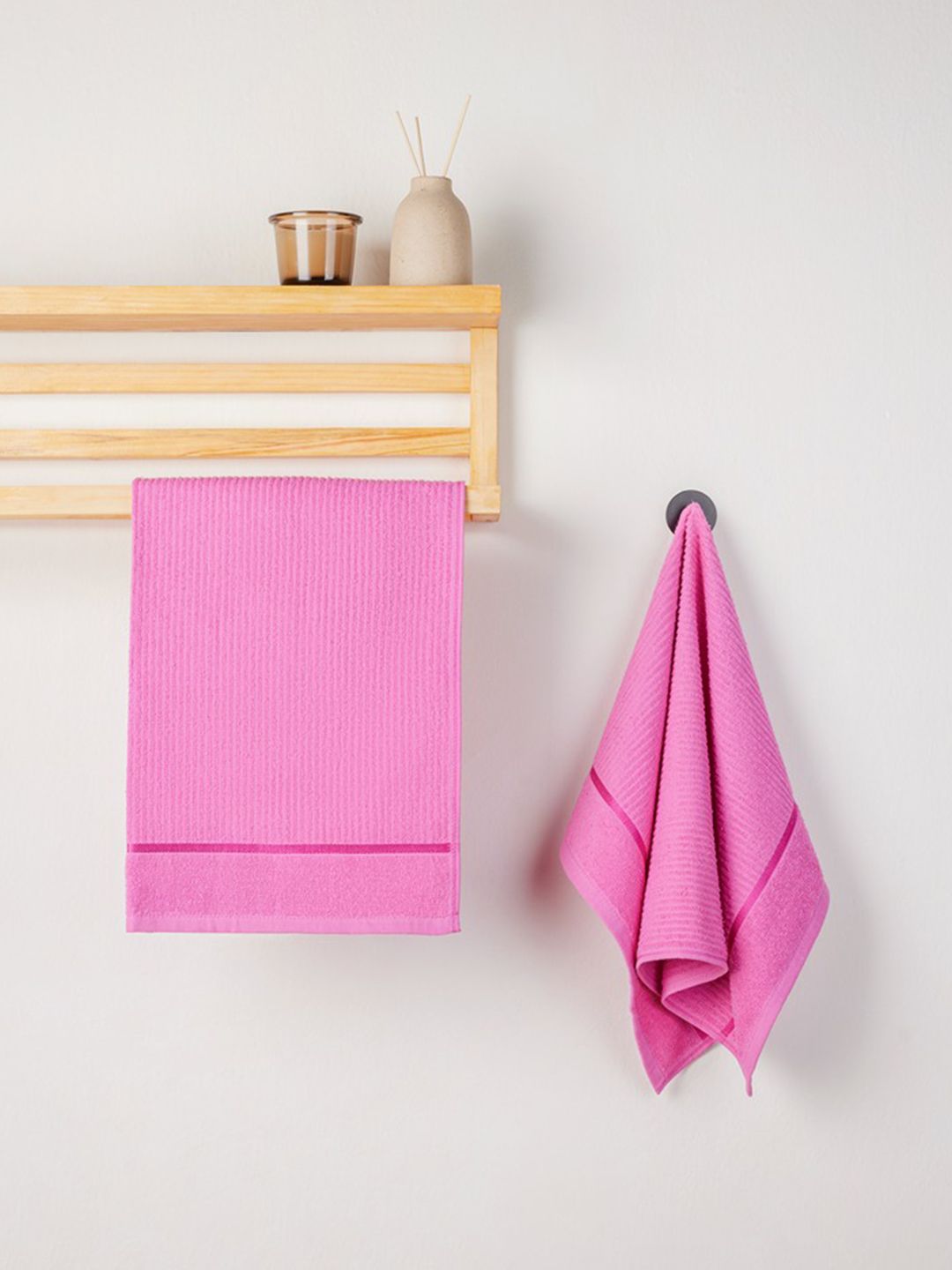 Himeya Magenta Pink 2 Pieces 300 GSM GSM Cotton Hand Towel