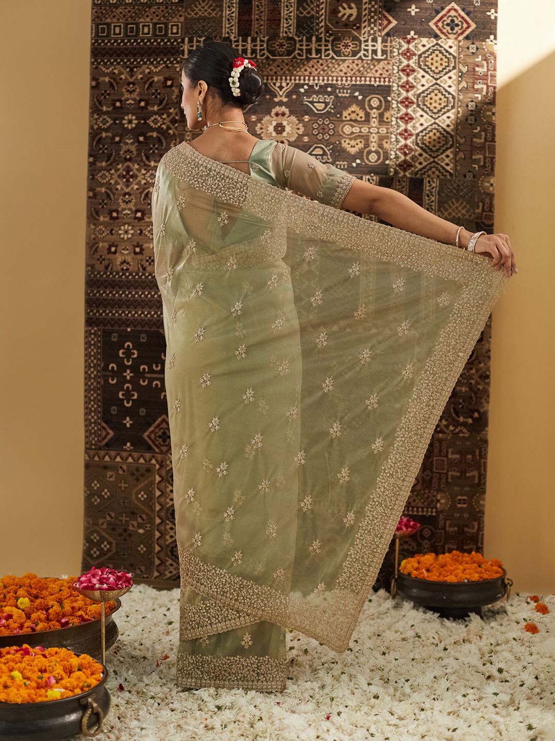 Floral Zardozi Supernet Designer Saree 4