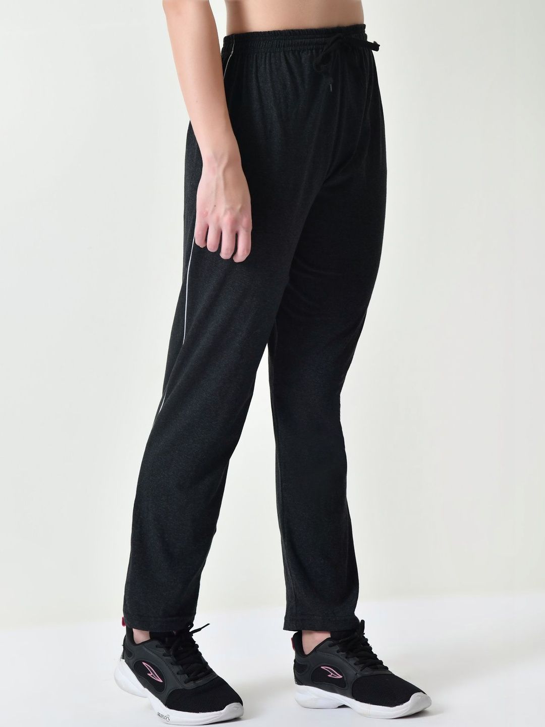 IndiWeaves Women Regular Fit Training Track Pants