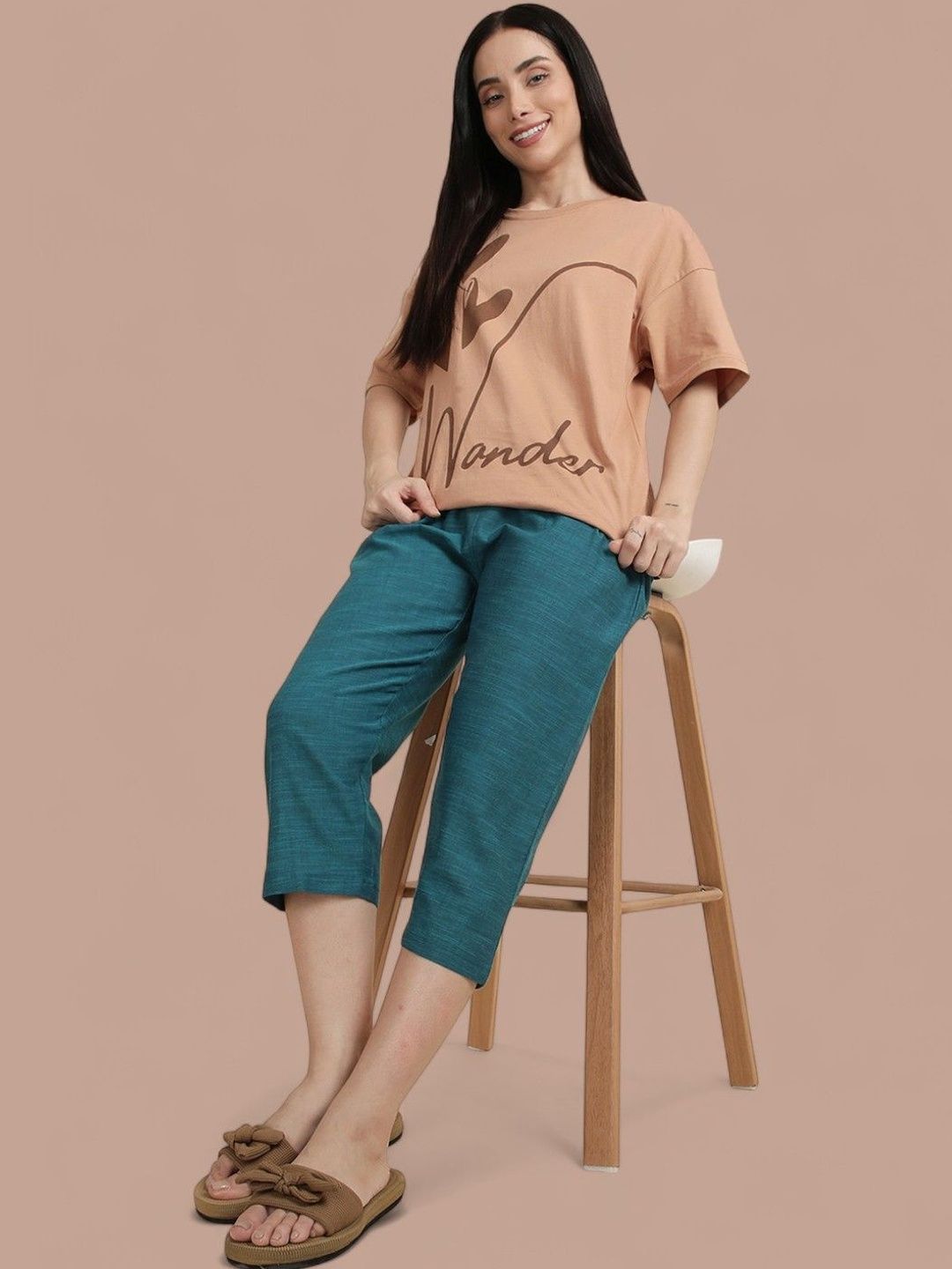 Esplendido Women Capris