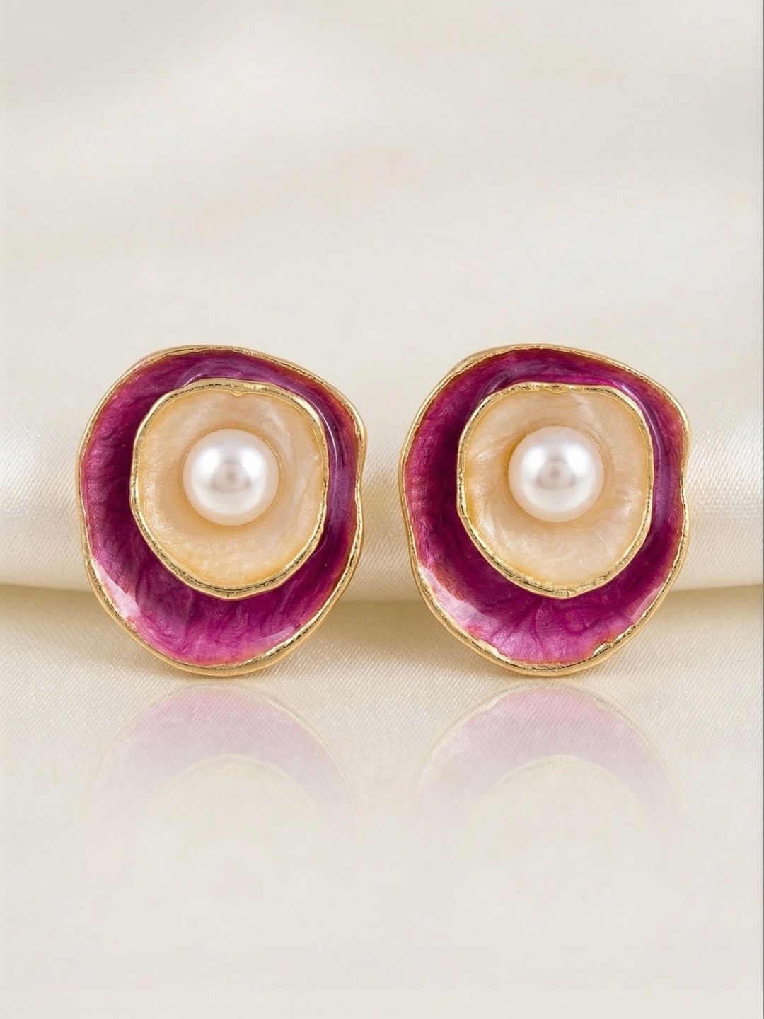 jueri Circular Studs Earrings