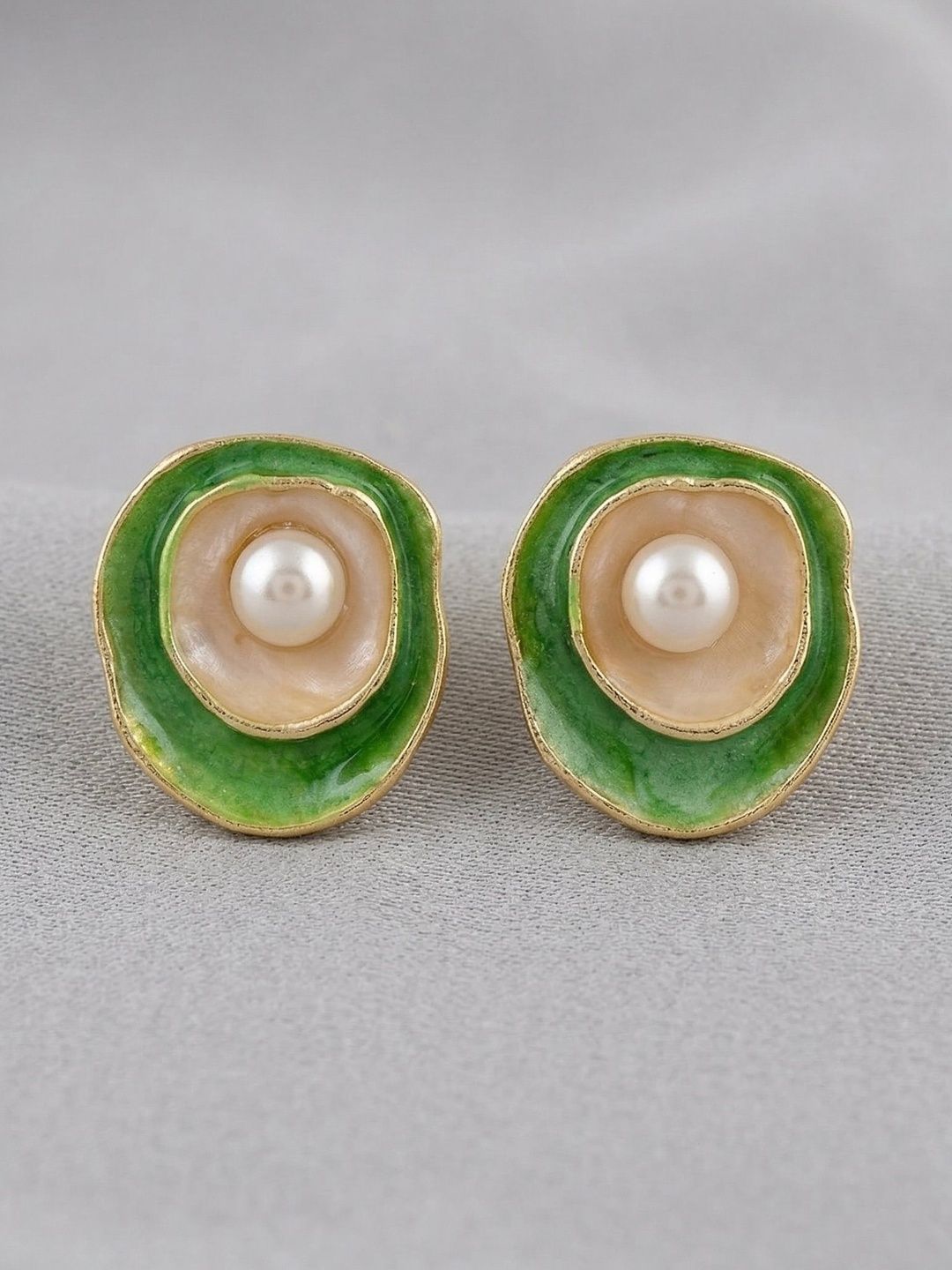 jueri Circular Studs Earrings