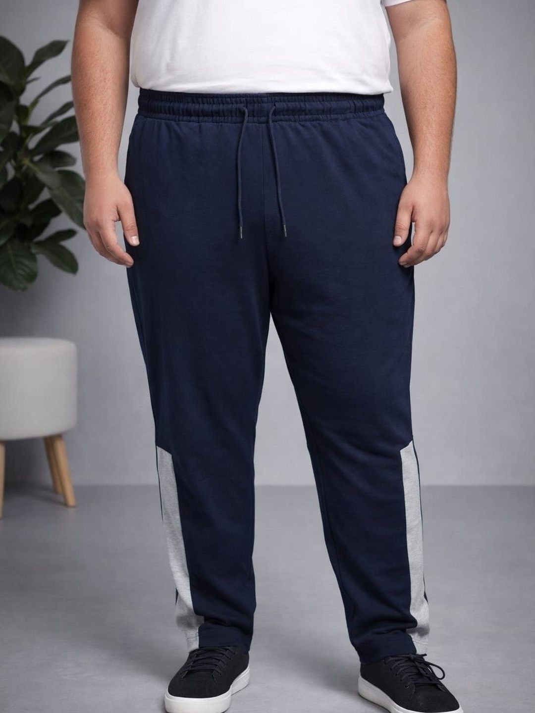 AUSTIVO Men Regular Fit Track Pants
