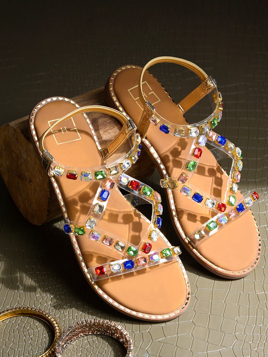 HVNLY BY SHOETOPIA Women Embellished Open Toe Flats