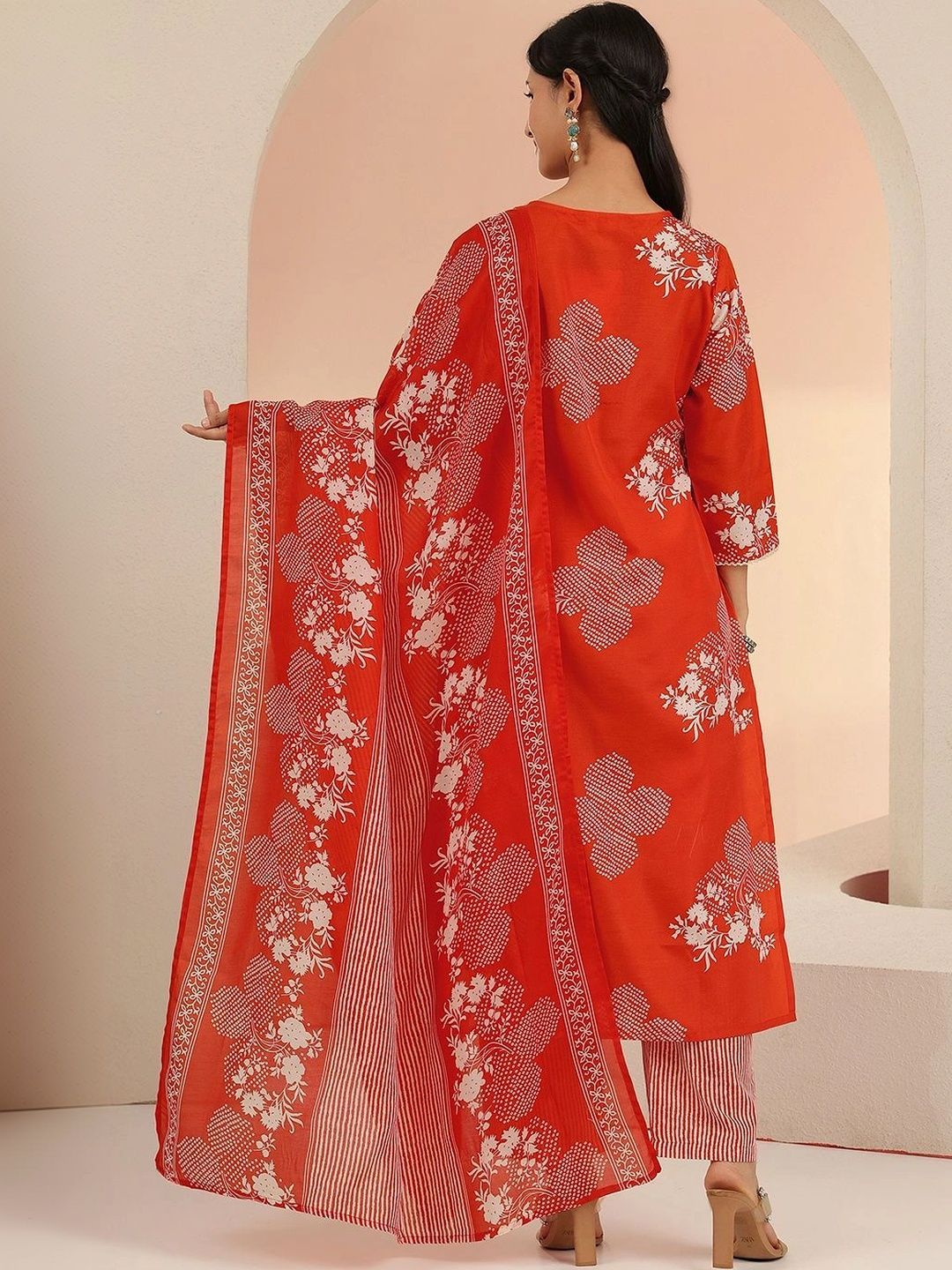 Gerua By Women Floral Printed Regular Kurta with Palazzos & With Dupatta 7