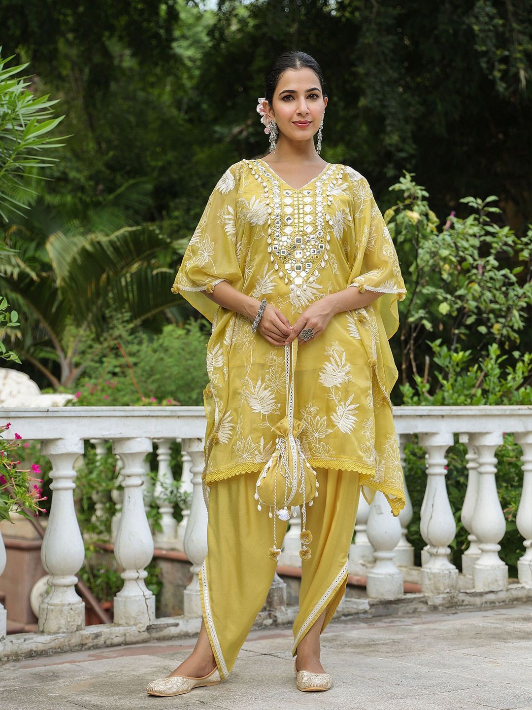 AARAAS Women Ethnic Motifs Embroidered Pure Silk Kaftan Kurta With Dhoti Pants