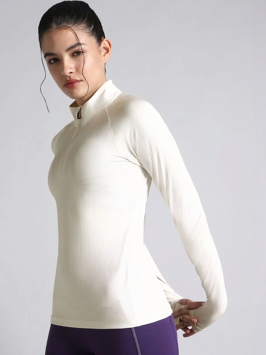 CULT Women's Off-White After Dark Full Sleeve Running T-shirt