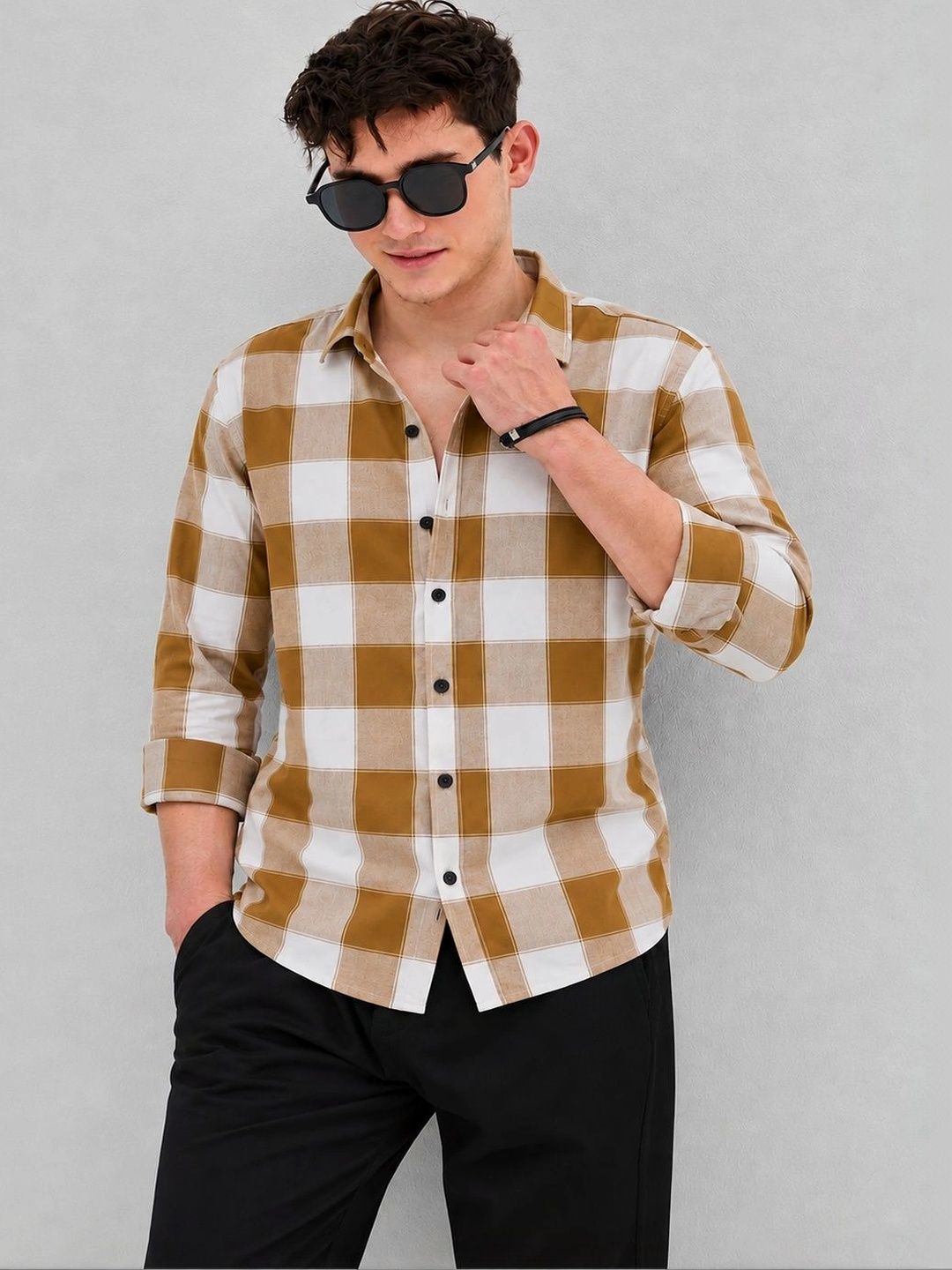 Ravyaah hub Men Buffalo Checks Checked Casual Shirt