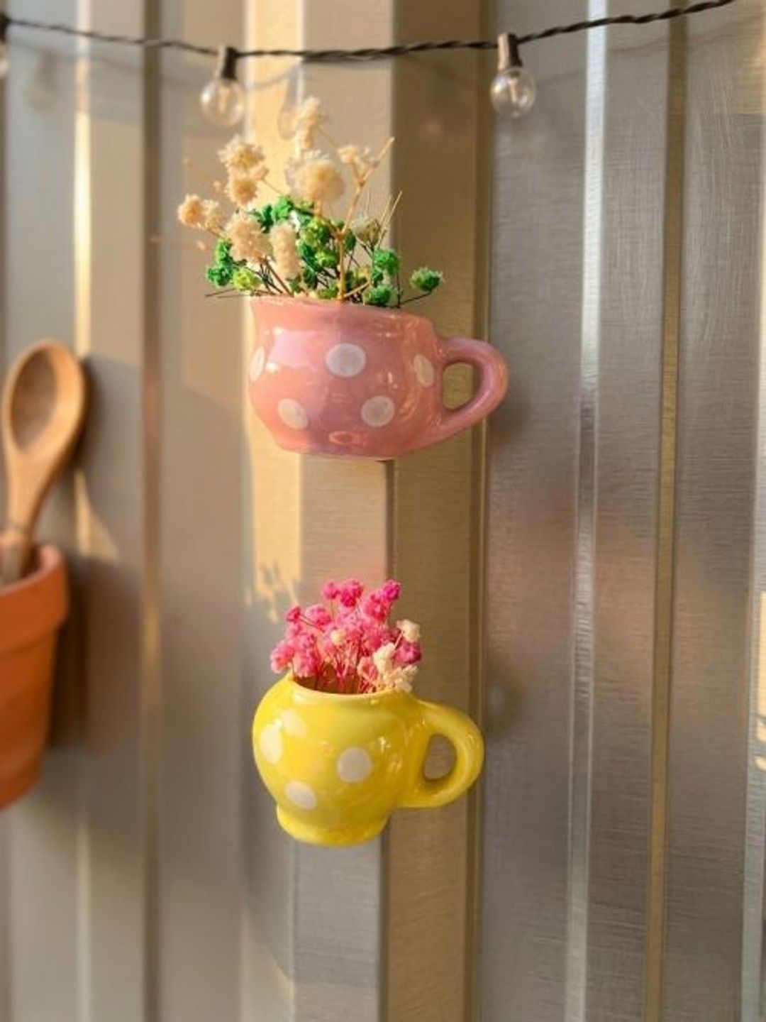ArteCasa Yellow & Pink 2-Pcs Printed Decorative Magnets