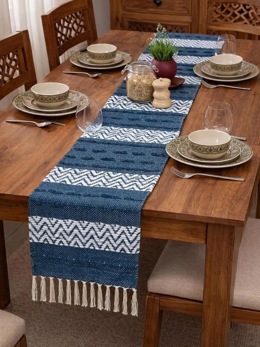 RD TREND Blue Embroidered Pure Cotton Table Runner