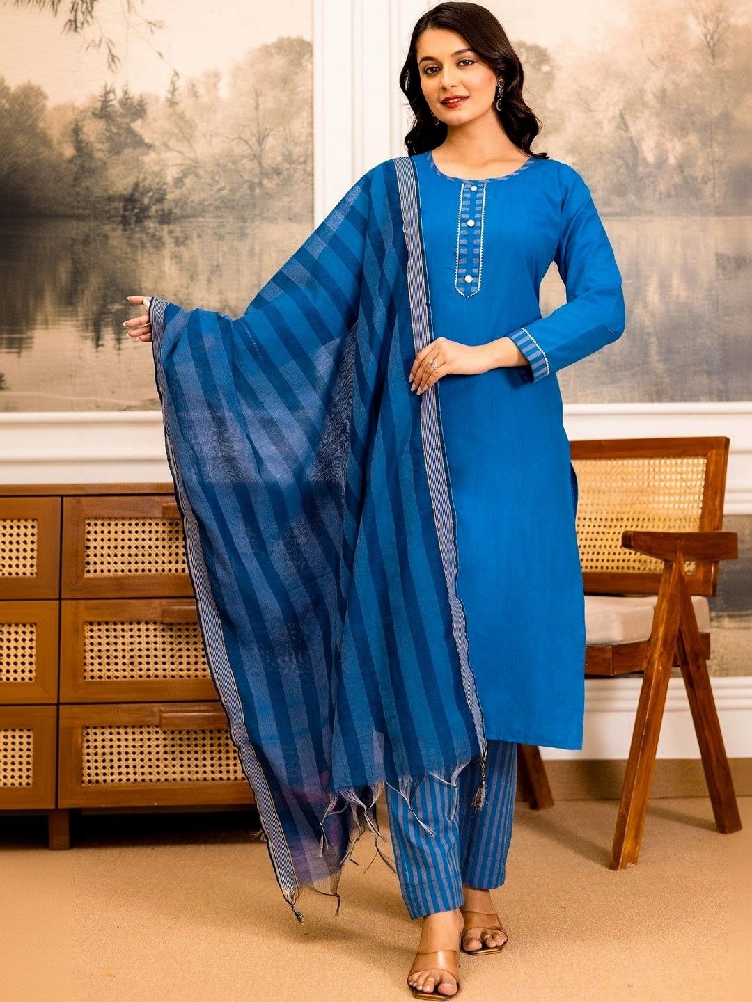 Ibrana Women Regular Kurta with Trousers & With Dupatta