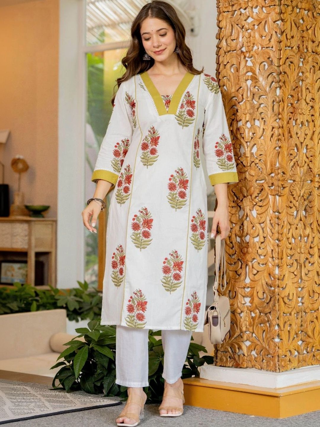 DAEVISH Women Floral Printed Floral Kurta