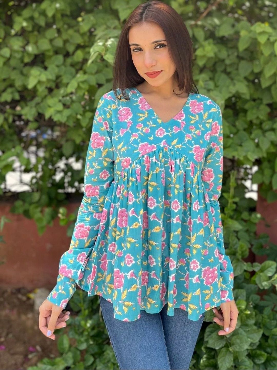 AurexWear Floral Printed V-Neck Empire Kurti