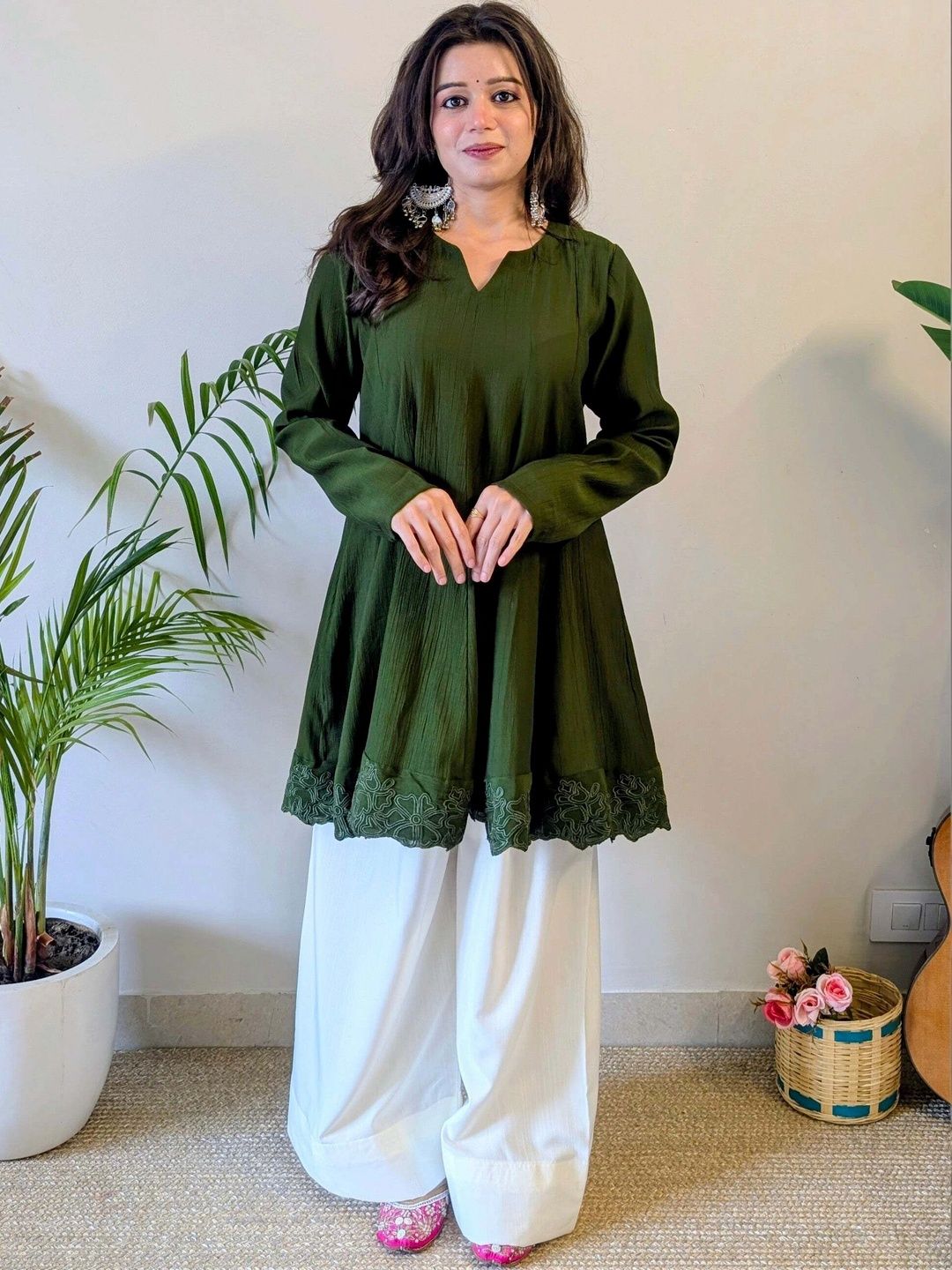 Mitus couture Women Regular Thread Work Chanderi Cotton Kurta with Palazzos