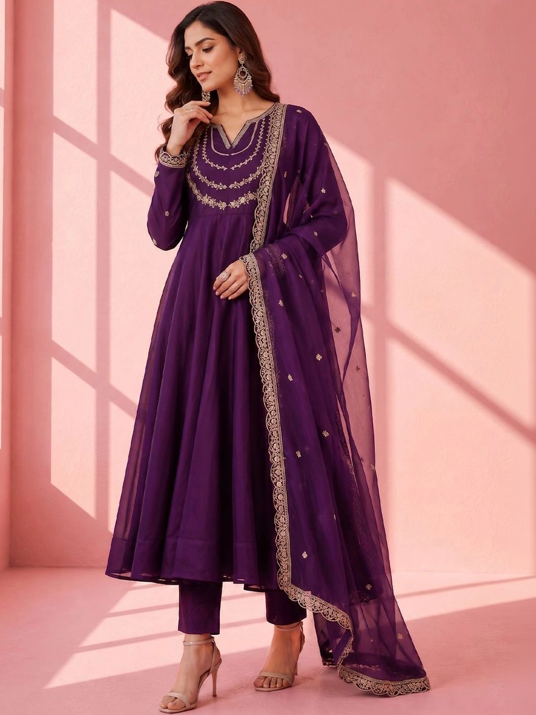 SACi Women Ethnic Motifs Embroidered Empire Thread Work Kurta with Trousers & With Dupatta