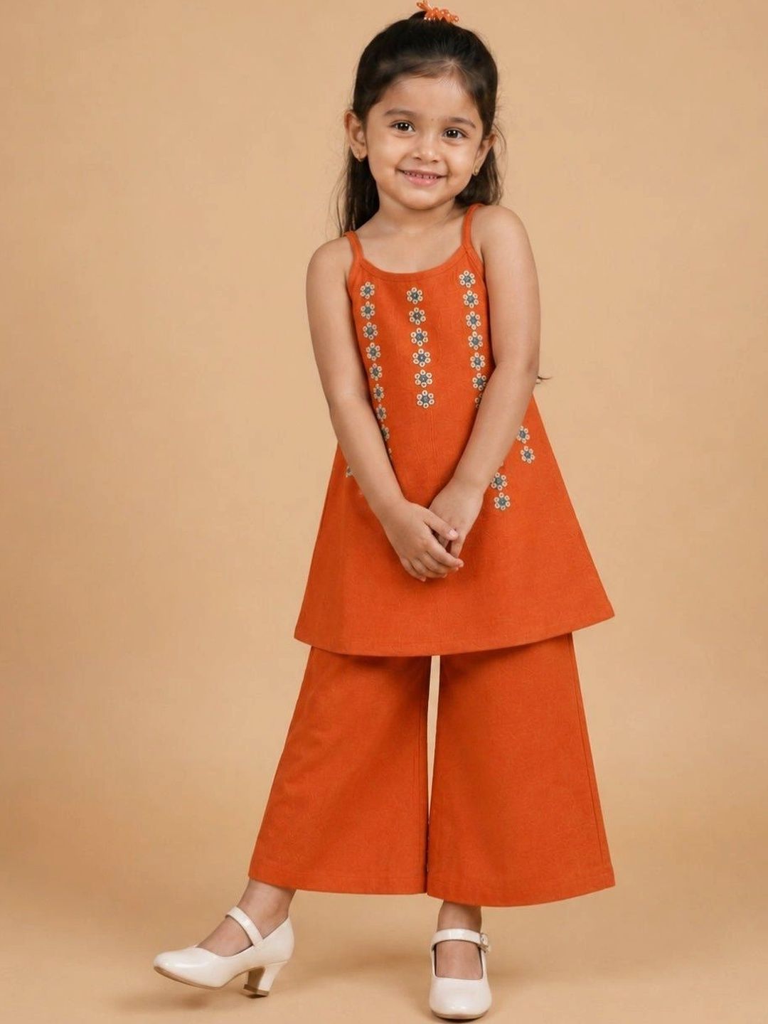 Girls Ethnic Motifs Embroidered Regular Thread Work Pure Cotton Kurta with Palazzos 6
