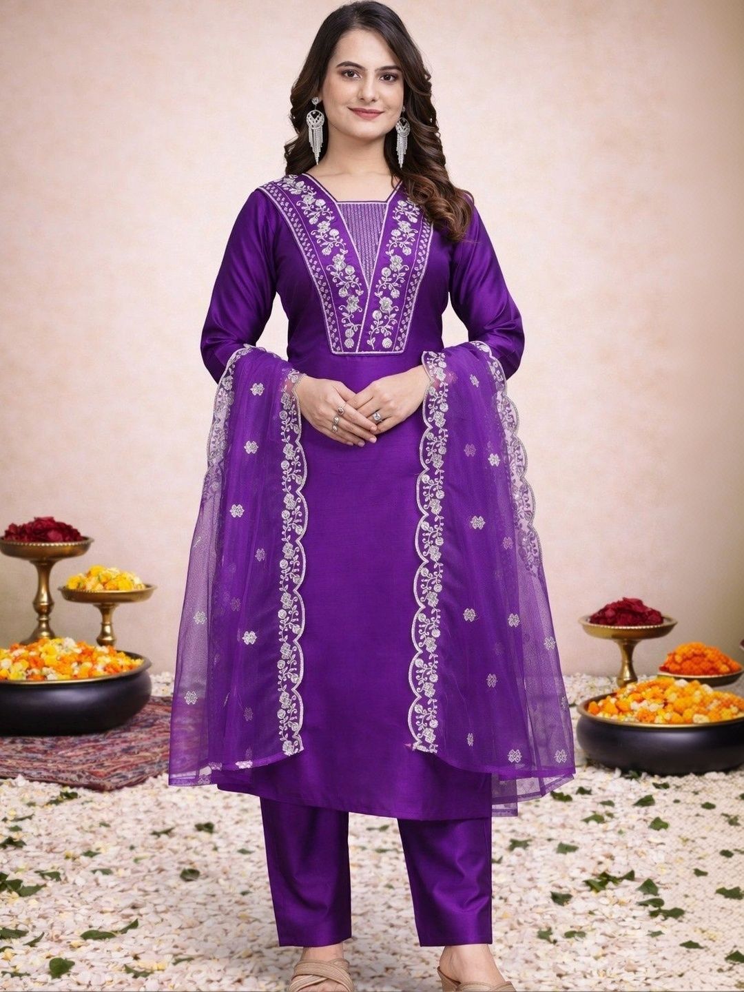 Chandbaali Women Ethnic Motifs Embroidered Regular Thread Work Kurta with Trousers & With Dupatta