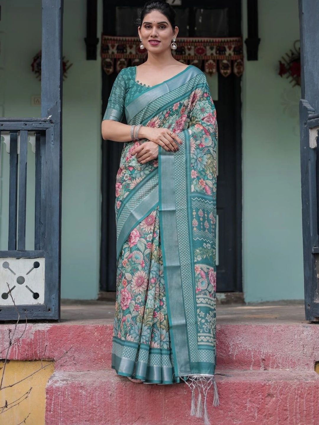 Floral Linen Blend Bhagalpuri Saree 3