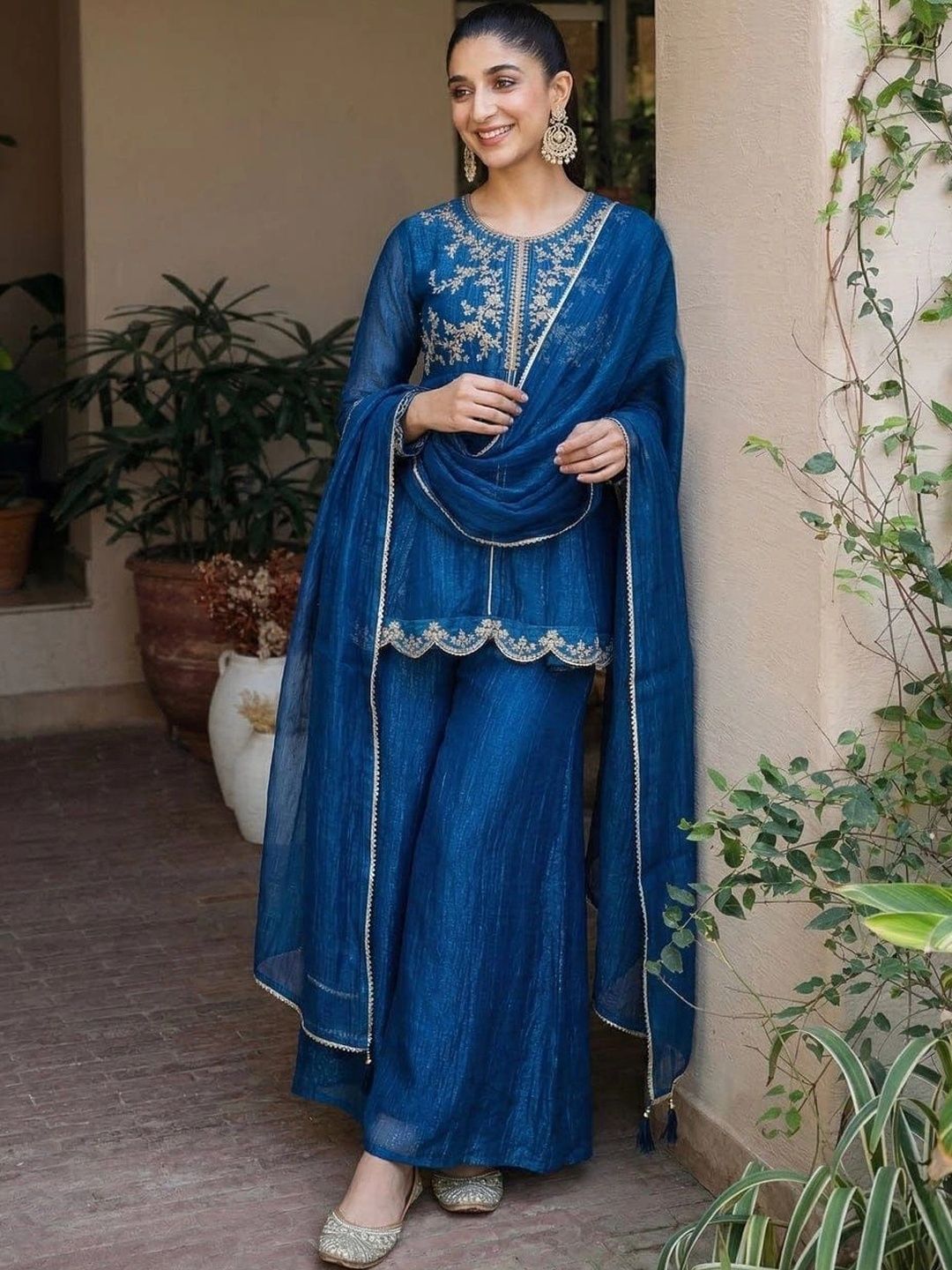 Latim Fashion Women Ethnic Motifs Embroidered Regular Pure Silk Kurta with Sharara & With Dupatta