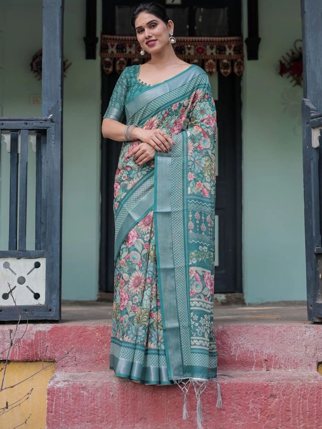 Floral Linen Blend Bhagalpuri Saree 6