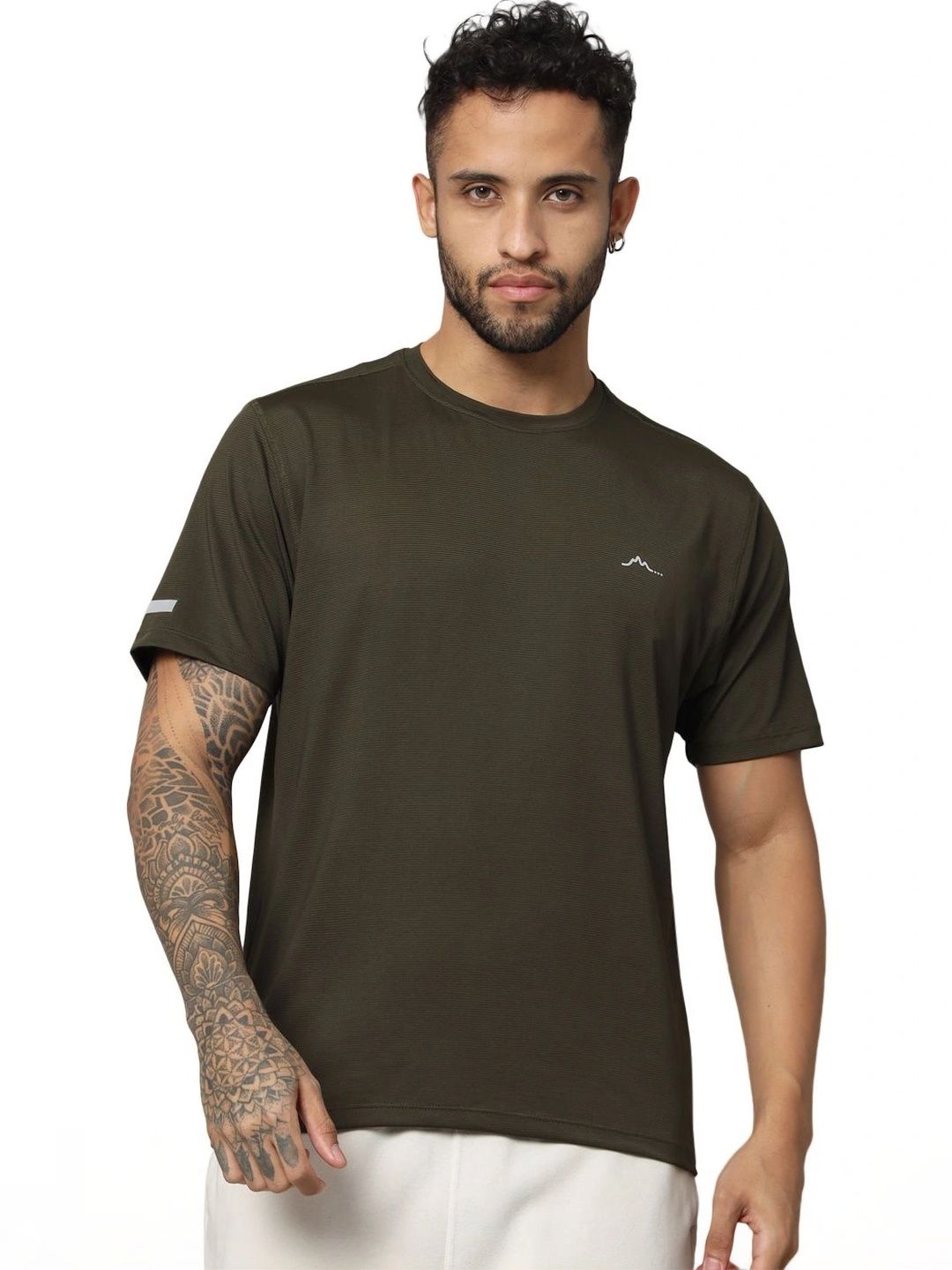 Reccy Men's Ultralight Breathable Quick Dry Active Performance Athletic T-shirt