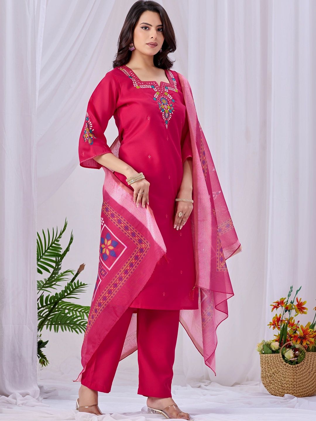 Women Ethnic Motifs Embroidered Regular Thread Work Kurta with Palazzos & With Dupatta 2