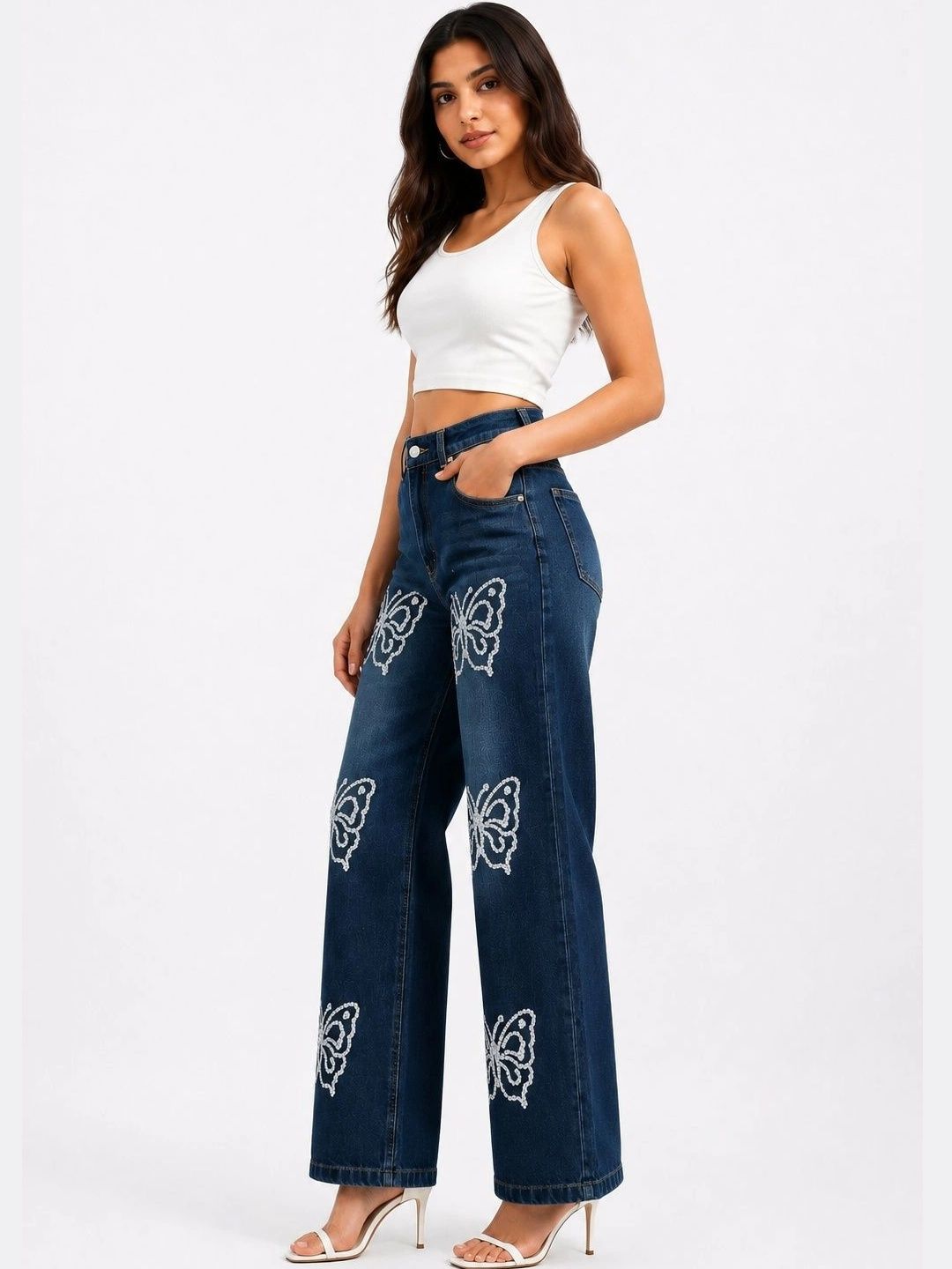 Women Wide Leg Mid-Rise Light Fade Embellished Jeans 3