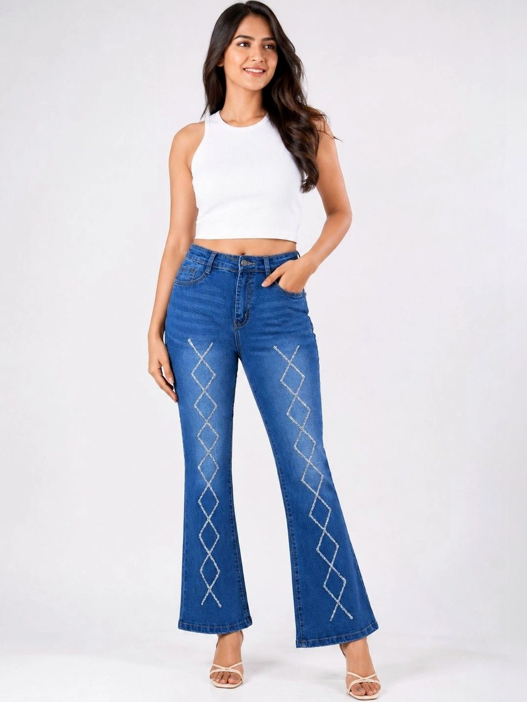 Women Wide Leg Mid-Rise Light Fade Embellished Jeans